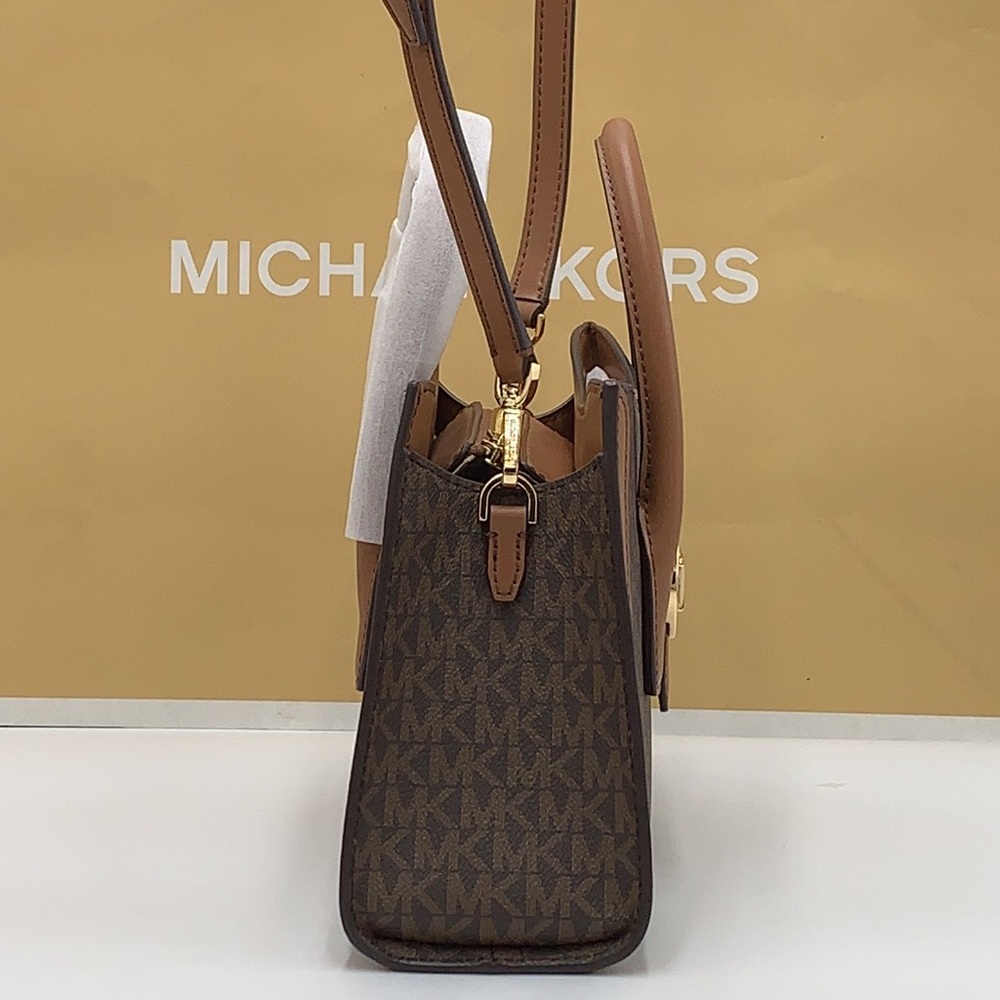 MICHAEL KORS
Gabby Small Top Zip Curve Satchel Crossbody Brown Signature color - Picture 7 of 15